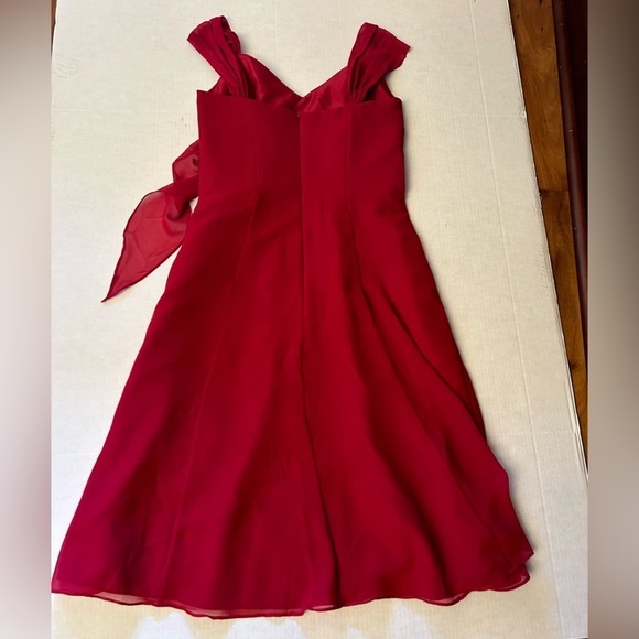 Jasmine Bridal B2 formal red cascade dress Sz-10. S20 - Picture 10 of 14